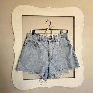 🦢 Vintage-Inspired High Rise Cutoff Shorts 🦢